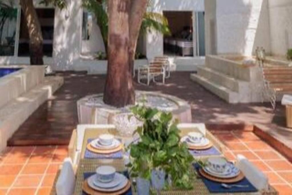 Сasa de vacaciones Blue House - Beachfront Luxury House With 8 Bedrooms *