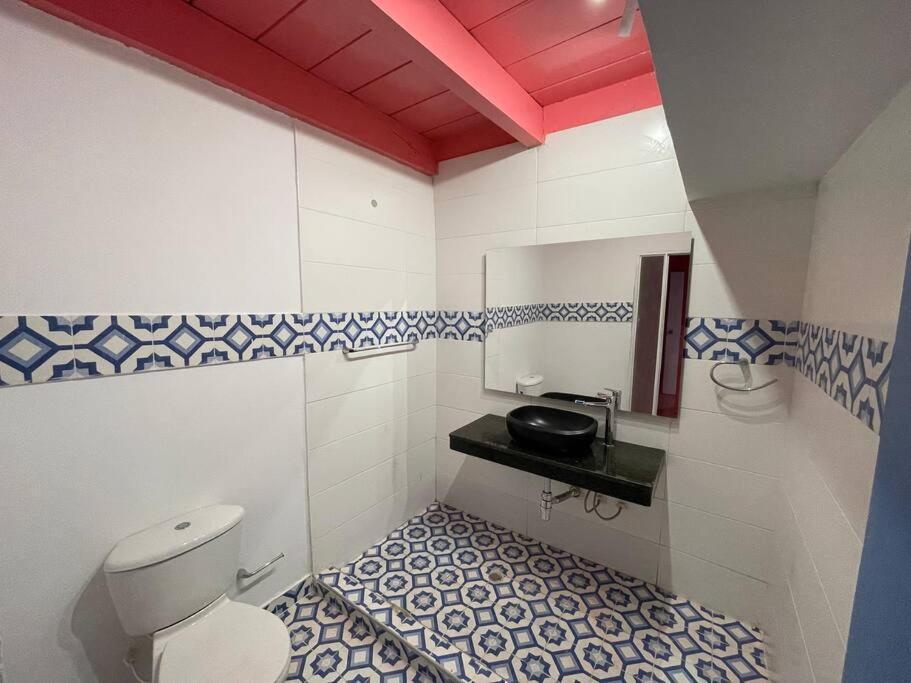 Сasa de vacaciones Blue House - Beachfront Luxury House With 8 Bedrooms Cartagena