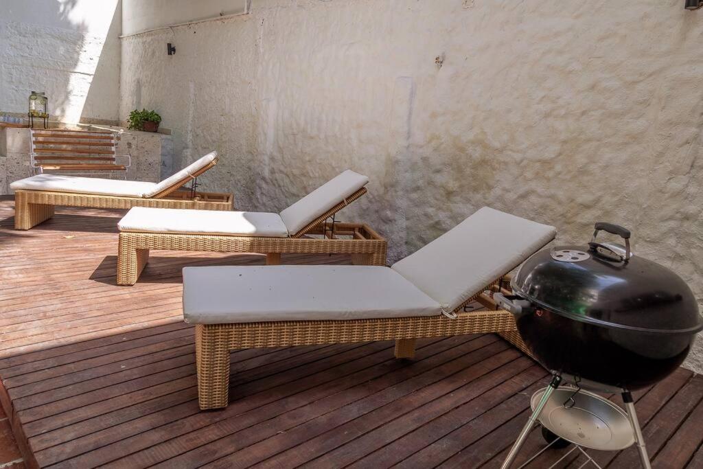 Сasa de vacaciones Blue House - Beachfront Luxury House With 8 Bedrooms